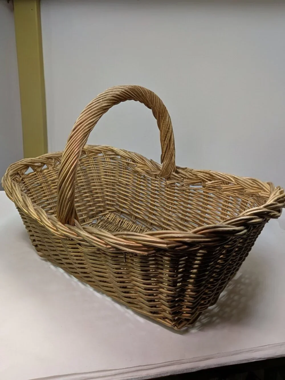 Vintage Extra Large Woven Wicker Basket Handle Scoop Gathering Trug Gold Brown